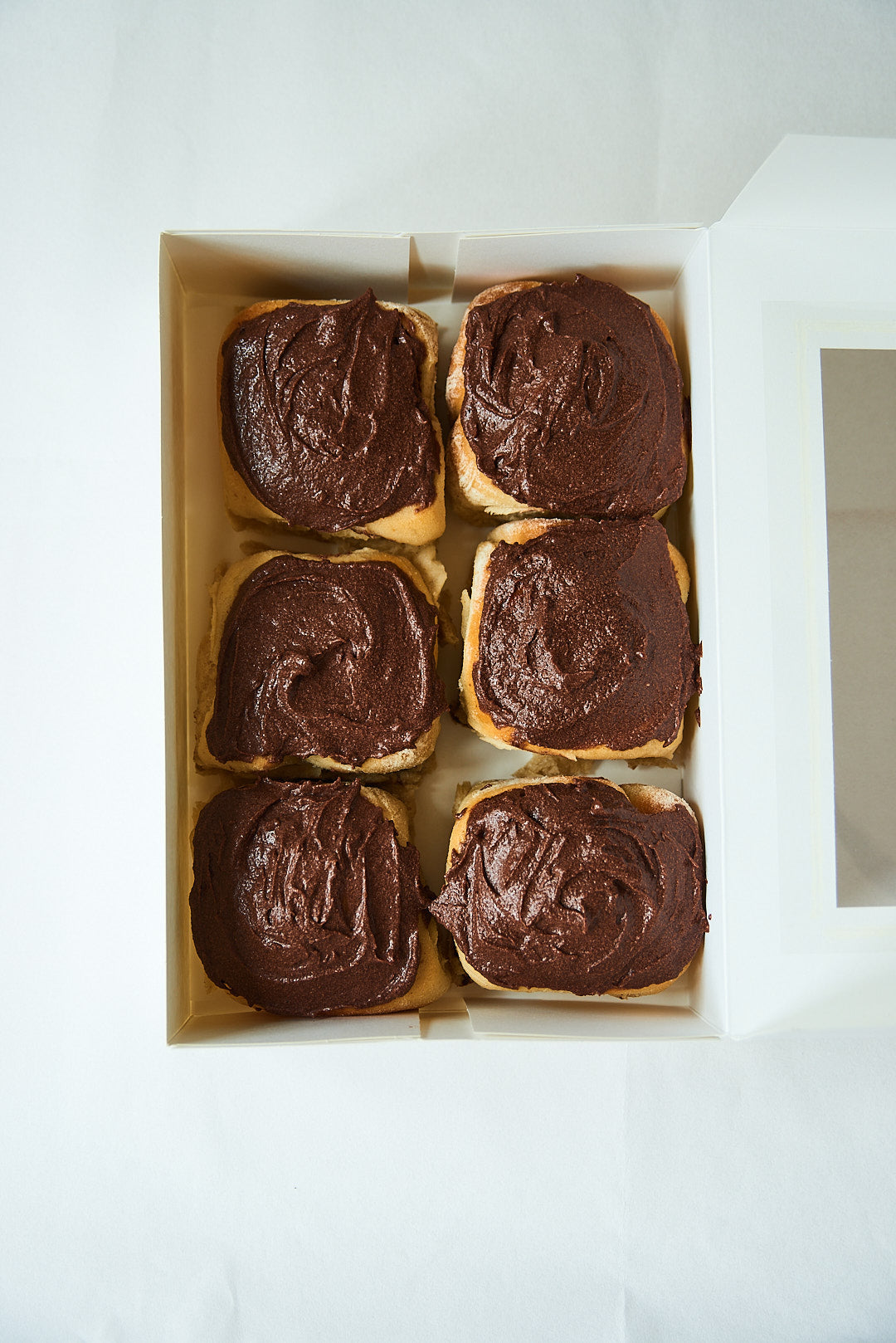 Chocolate Bun (6 Pack)